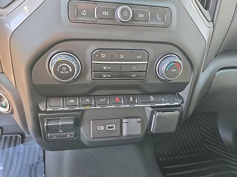 Used 2023 Chevrolet Silverado 1500 Custom Trail Boss image 31