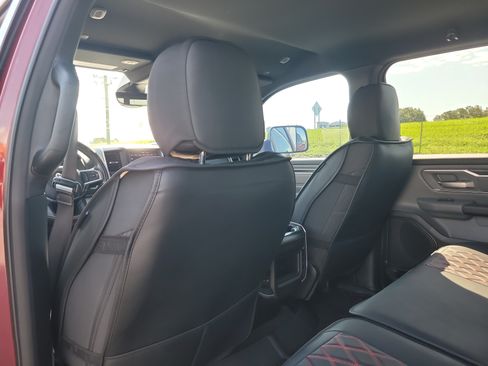 Used 2021 RAM 1500 Big Horn RWD image 13
