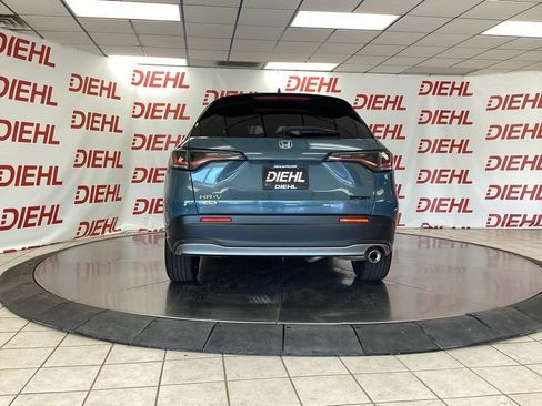 Used 2024 Honda HR-V Sport image 6