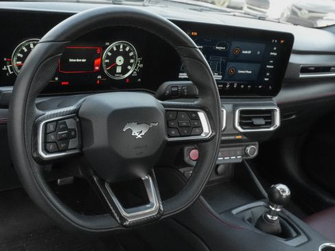 Used 2025 Ford Mustang GT Premium RWD image 10
