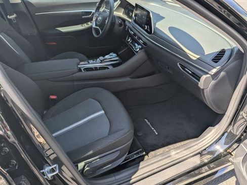 Used 2021 Hyundai Sonata SEL w/ Convenience Package FWD image 12