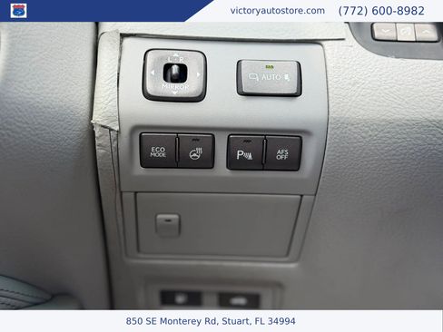 Used 2011 Lexus LS 460 AWD w/ Comfort Pkg image 22