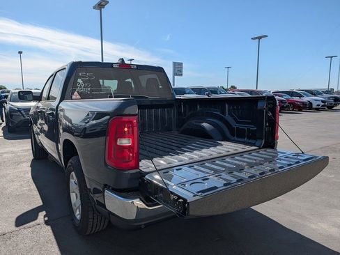 New 2026 RAM 1500 4x4 Crew Cab image 7