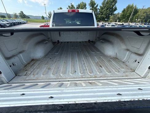 Used 2015 RAM 1500 Express AWD/4WD image 25
