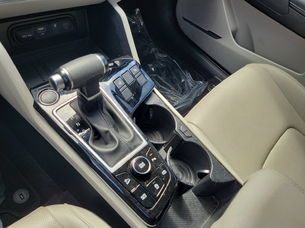 Certified 2024 Kia Sportage EX FWD image 19