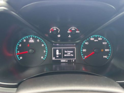 Used 2022 Chevrolet Colorado W/T AWD/4WD image 21