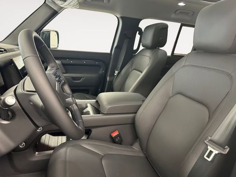 New 2026 Land Rover Defender 110 X-Dynamic SE AWD/4WD image 9