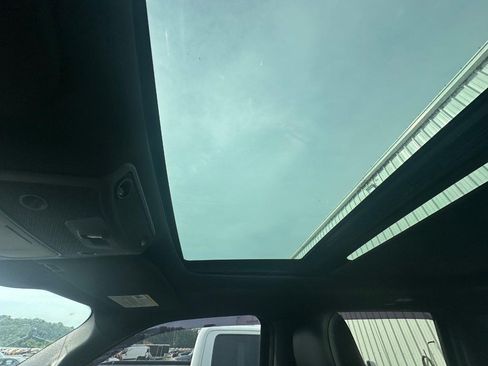 Used 2018 Ford F150 Platinum w/ Technology Package AWD/4WD image 19
