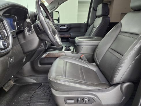 Used 2022 GMC Sierra 2500 Denali w/ Denali Ultimate Package image 8