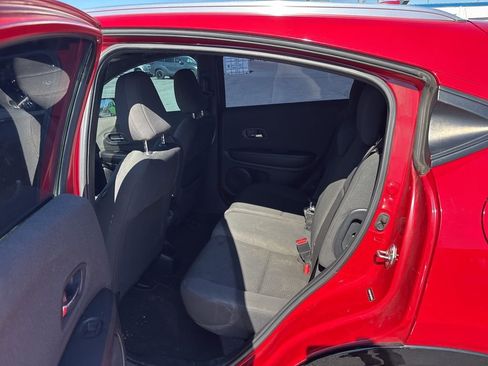 Used 2019 Honda HR-V Sport image 9