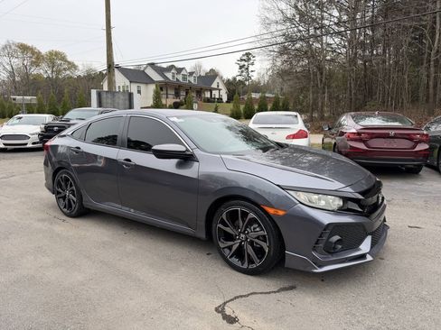 Used 2020 Honda Civic Sport image 3
