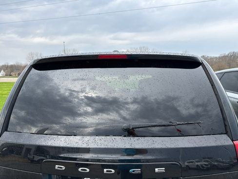 Used 2019 Dodge Grand Caravan SE image 7