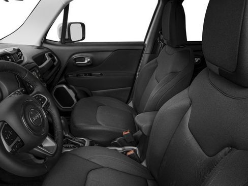 Used 2017 Jeep Renegade Altitude AWD/4WD image 12