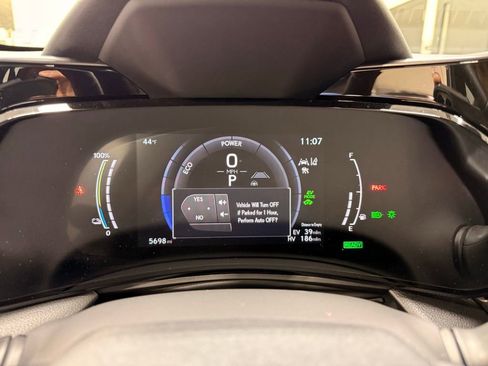 Used 2025 Lexus NX 450h+ F Sport image 15