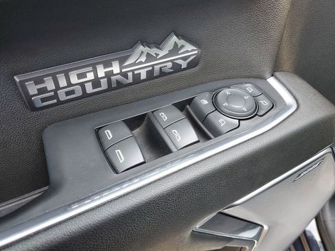 Used 2024 Chevrolet Silverado 1500 High Country image 22