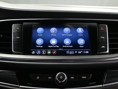 Used 2022 Buick Enclave Essence AWD/4WD image 22
