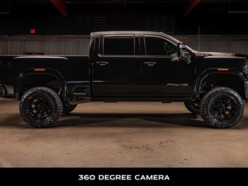 Used 2024 GMC Sierra 2500 AT4 w/ AT4 Premium Plus Package AWD/4WD image 11