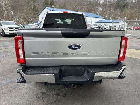 Used 2024 Ford F250 XLT w/ Snow Plow/Camper Package image 6