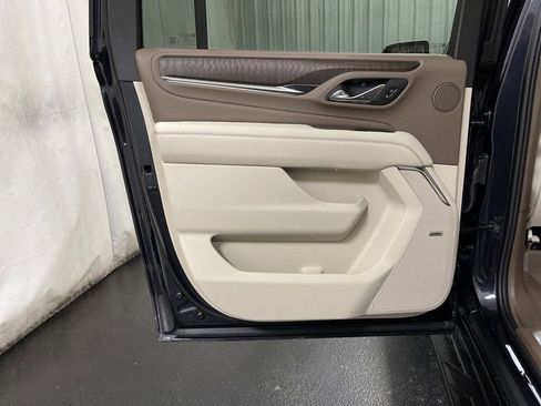 New 2024 GMC Yukon XL Denali w/ Advanced Technology Package image 27