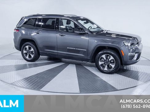 Used 2024 Jeep Grand Cherokee Limited 4xe AWD/4WD image 13