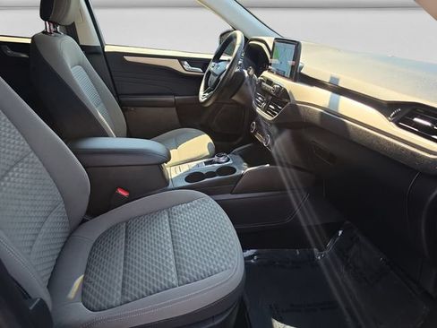 Used 2021 Ford Escape SE w/ SE Sport Appearance Package AWD/4WD image 16