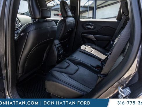 Used 2022 Jeep Cherokee Latitude Lux AWD/4WD image 18