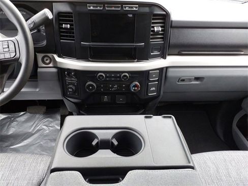 Certified 2024 Ford F350 XLT w/ 360-Degree Camera Package image 11