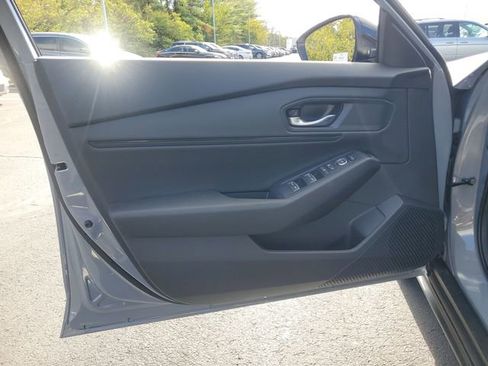 New 2025 Honda Accord SE image 38