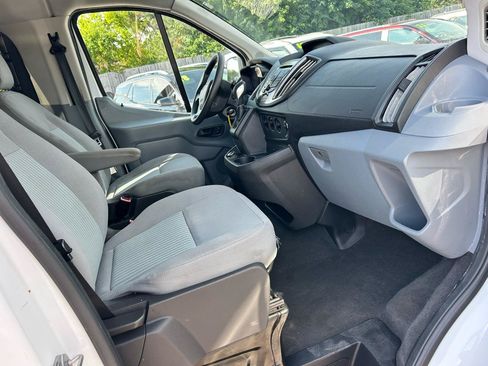 Used 2019 Ford Transit 350 XLT RWD image 7