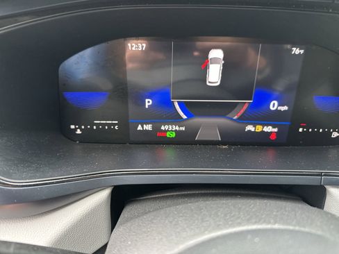 Used 2022 Volkswagen Taos SE FWD image 10