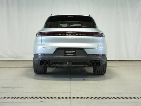 New 2026 Porsche Cayenne AWD/4WD image 6