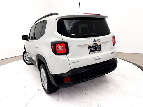 Used 2021 Jeep Renegade Latitude w/ Convenience Group AWD/4WD image 7