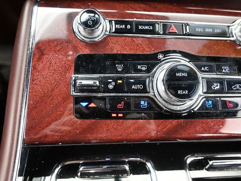 Used 2023 Lincoln Aviator Black Label w/ Jet Package image 29