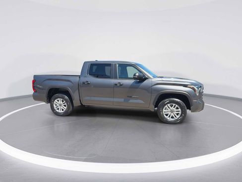 Certified 2026 Toyota Tundra SR5 w/ SR5 Convenience Package AWD/4WD image 9