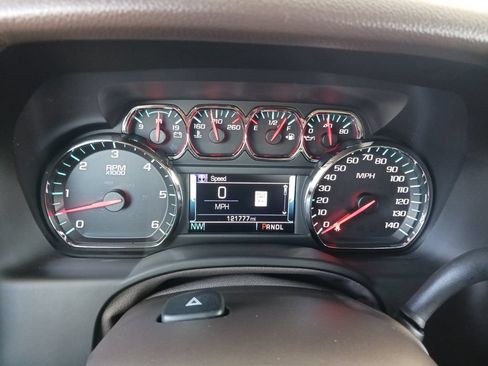 Used 2017 Chevrolet Tahoe Premier RWD image 19
