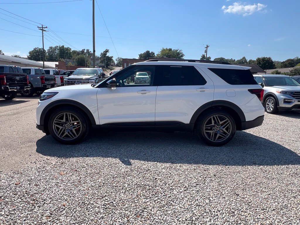Used 2026 Ford Explorer ST w/ Sun And Sound Package AWD/4WD image 6