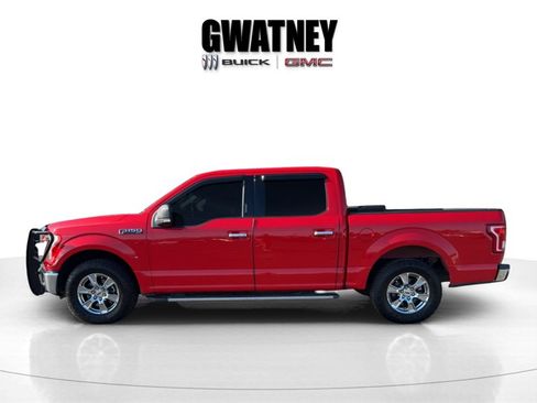 Used 2015 Ford F150 XLT w/ Equipment Group 302A Luxury image 4