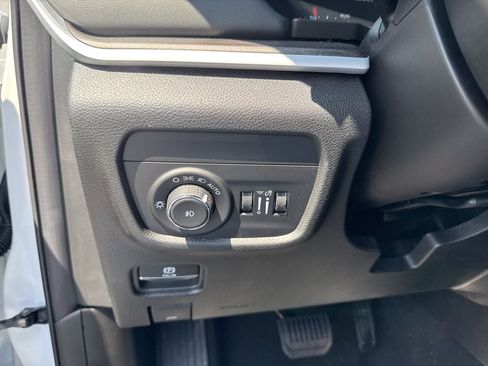 New 2026 Jeep Grand Cherokee Limited AWD/4WD image 17