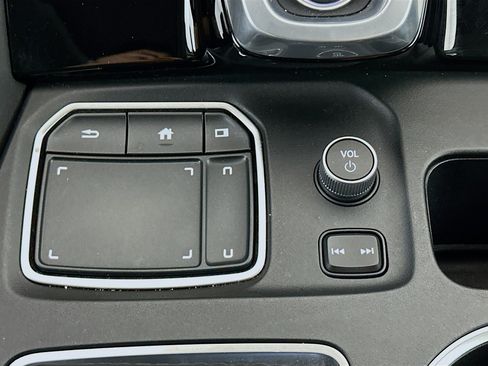 Used 2023 Acura MDX SH-AWD w/ Technology Package image 25