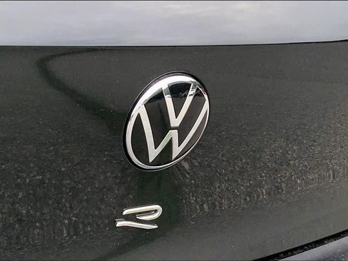 Used 2026 Volkswagen Golf AWD/4WD image 29