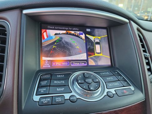 Used 2016 INFINITI QX50 2WD w/ Premium Plus Package image 24