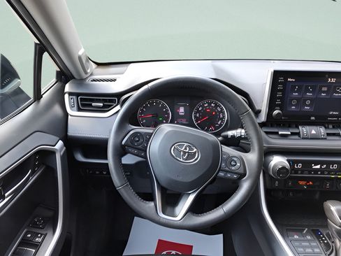 Certified 2021 Toyota RAV4 XLE Premium AWD/4WD image 15