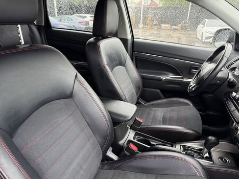 Used 2024 Mitsubishi Outlander Sport SE AWD/4WD image 18