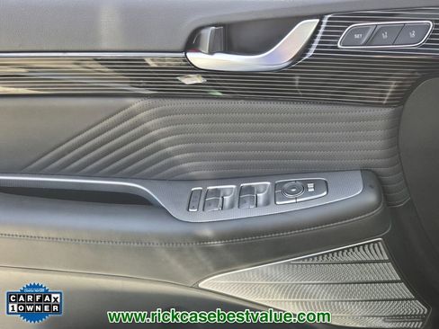 Used 2024 Hyundai Palisade Calligraphy FWD image 30