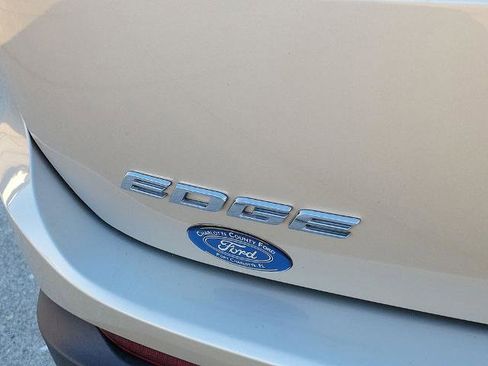 Certified 2018 Ford Edge Titanium w/ Equipment Group 301A image 10