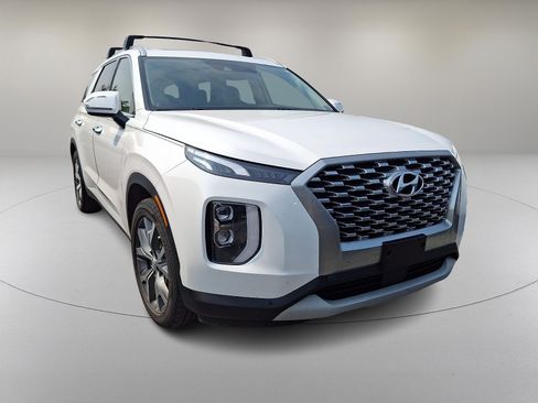 Used 2021 Hyundai Palisade SEL w/ Premium Package AWD/4WD image 2