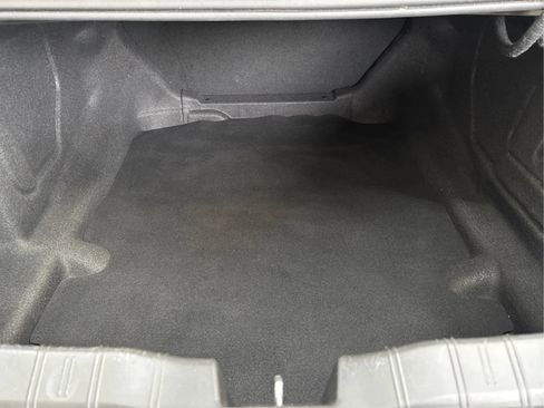 Used 2018 Chevrolet Camaro SS RWD image 16