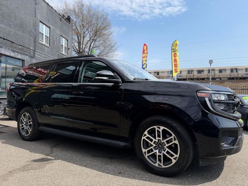 Used 2025 Ford Expedition Max Active image 4