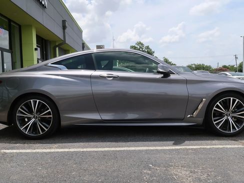 Used 2021 INFINITI Q60 3.0t Luxe w/ Essential Package image 8