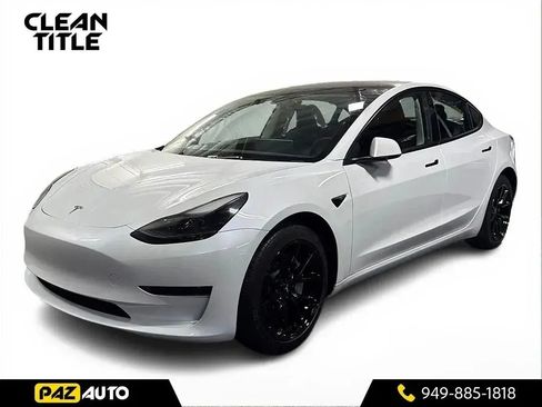 Used 2023 Tesla Model 3 Standard Range RWD image 1